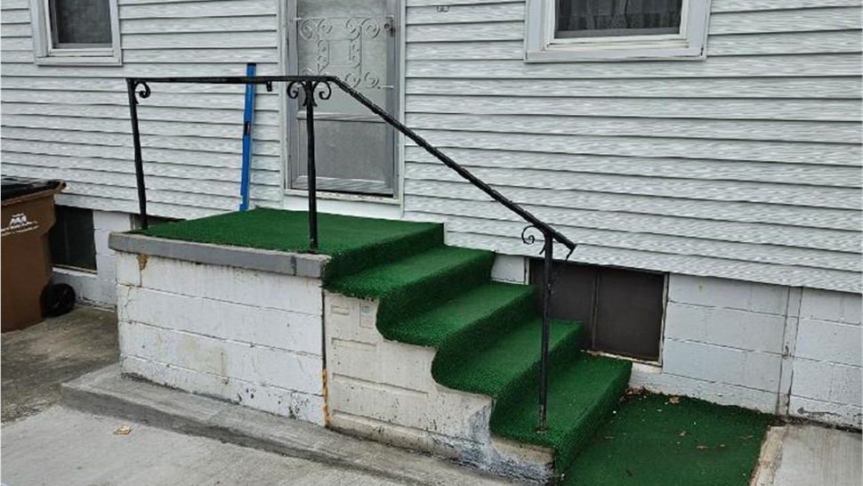 Sunrooms Project in West Des Moines, IA by Midwest Construction