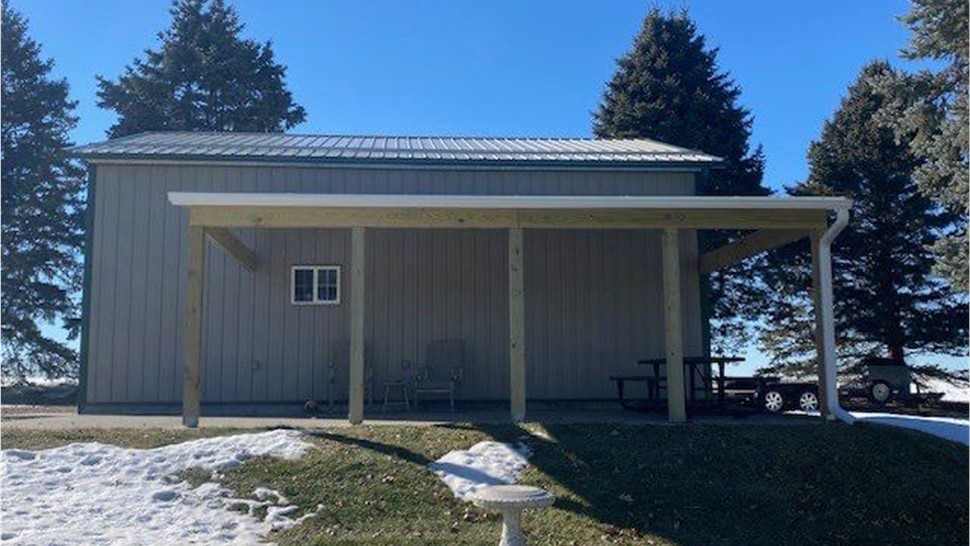 Sunrooms Project in Newton, IA by Midwest Construction