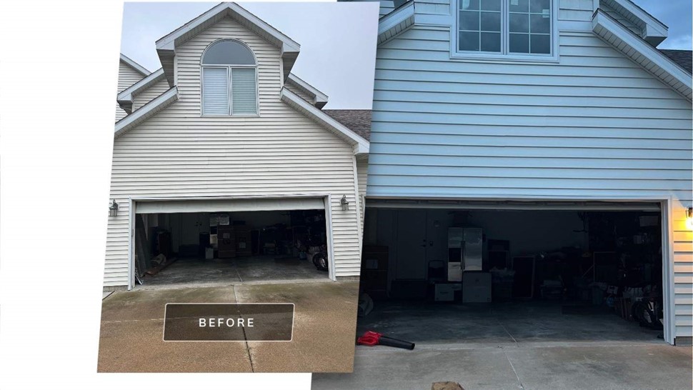 Seamless Gutters, Siding Project in Norwalk, IA by Midwest Construction