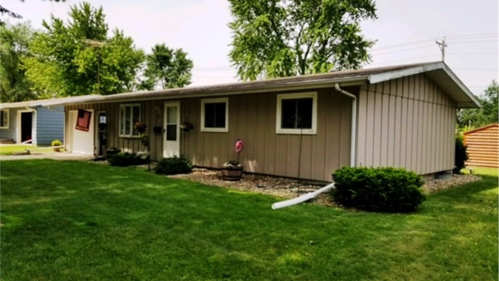 Siding Project in Forest City, IA by Midwest Construction