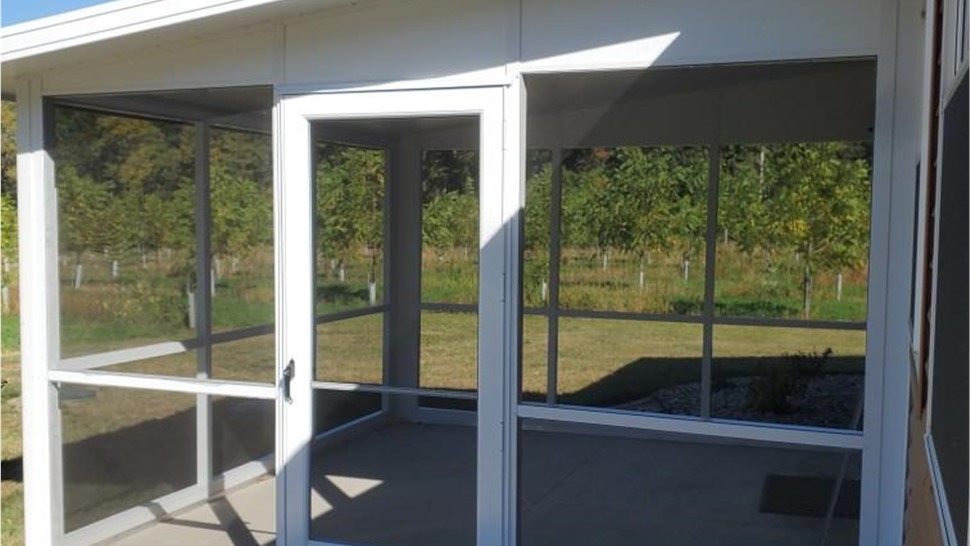 Sunrooms Project in Geneva, IA by Midwest Construction