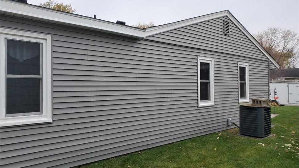 Siding Project in Newton, IA by Midwest Construction