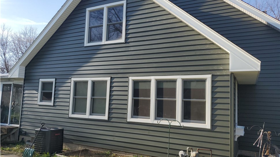 Siding Project in Des Moines, IA by Midwest Construction