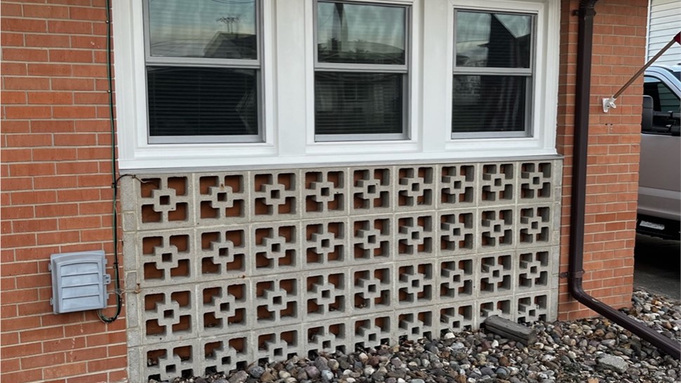 Windows Project in Des Moines, IA by Midwest Construction