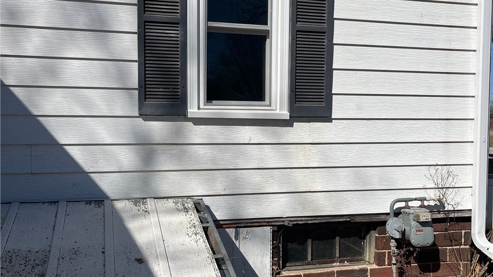 Windows Project in Oskaloosa, IA by Midwest Construction