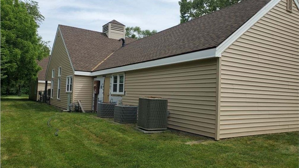 Siding Project in Des Moines, IA by Midwest Construction