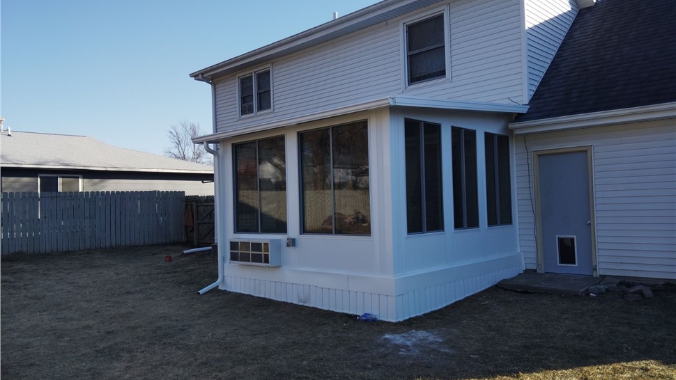 Sunrooms Project in Knoxville, IA by Midwest Construction