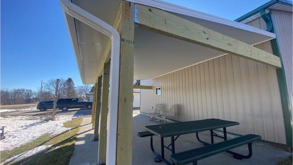 Sunrooms Project in Newton, IA by Midwest Construction