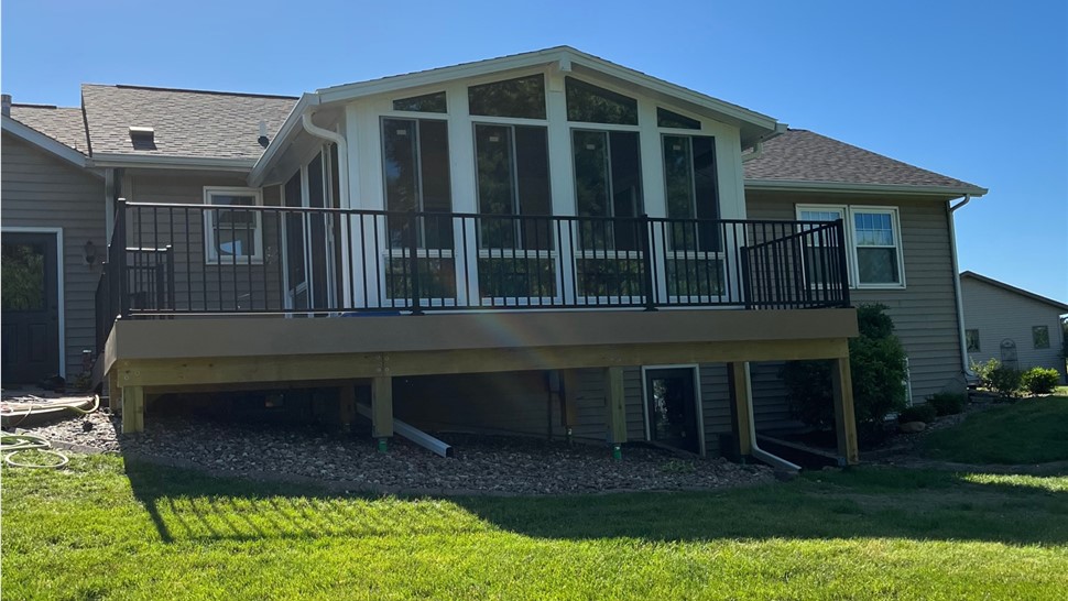 Sunrooms Project in Sully, IA by Midwest Construction