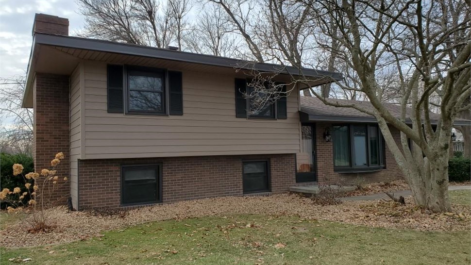 Siding Project in Pleasant Hill, IA by Midwest Construction