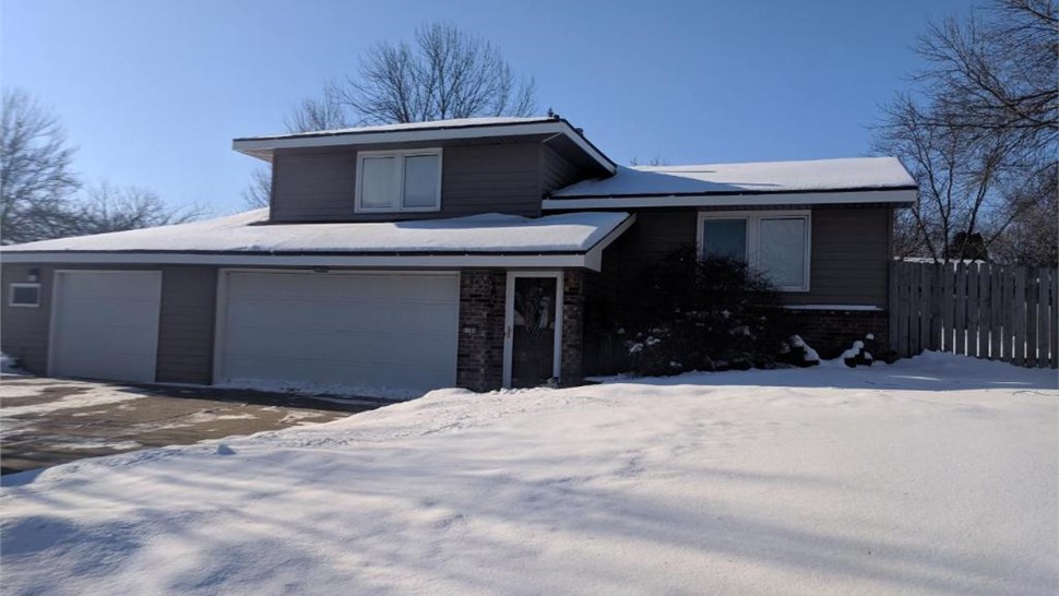 Siding Project in Polk City, IA by Midwest Construction