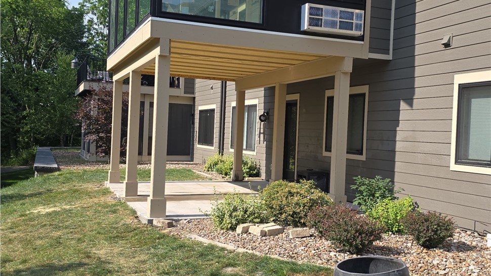 Decks, Sunrooms Project in Oskaloosa, IA by Midwest Construction