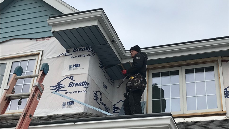 Siding Project in Urbandale, IA by Midwest Construction