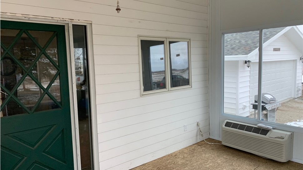 Sunrooms Project in Redfield, IA by Midwest Construction
