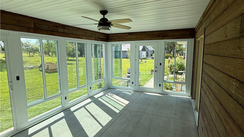 Sunrooms Project in Altoona, IA by Midwest Construction
