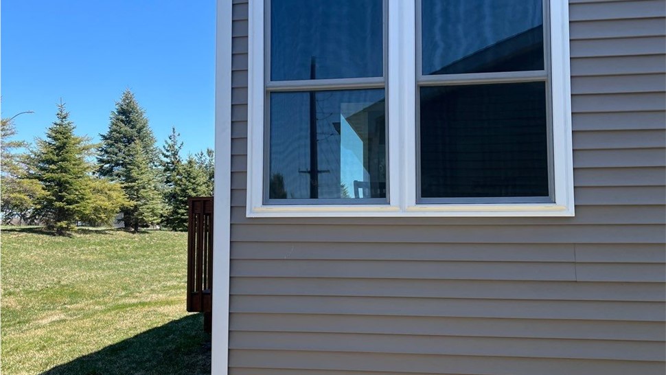 Windows Project in Urbandale, IA by Midwest Construction