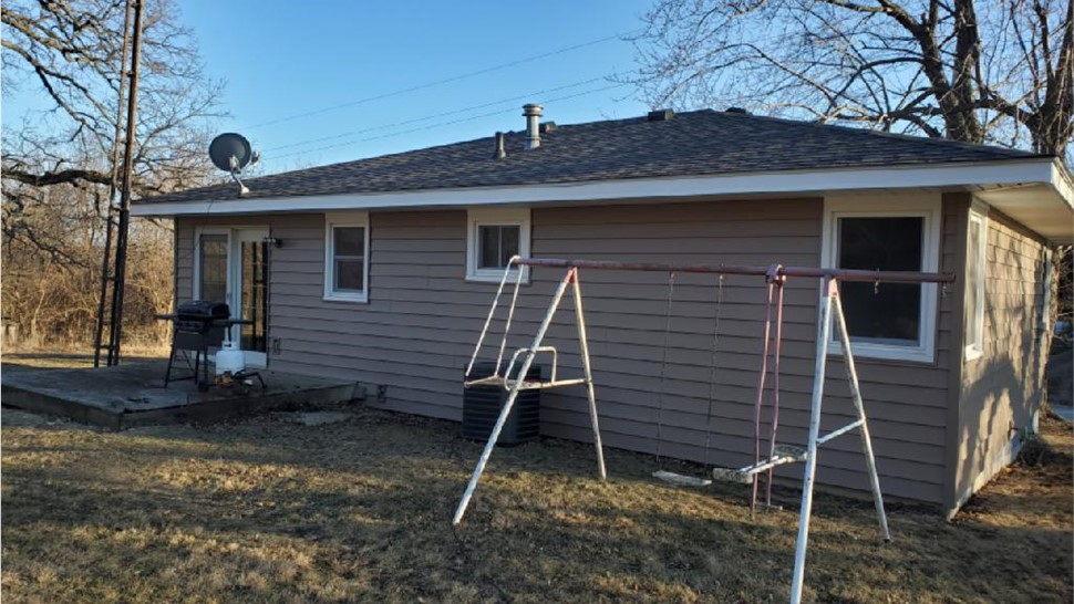Siding Project in Oskaloosa, IA by Midwest Construction
