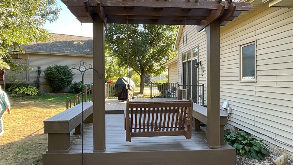 Decks, Sunrooms Project in Johnston, IA by Midwest Construction