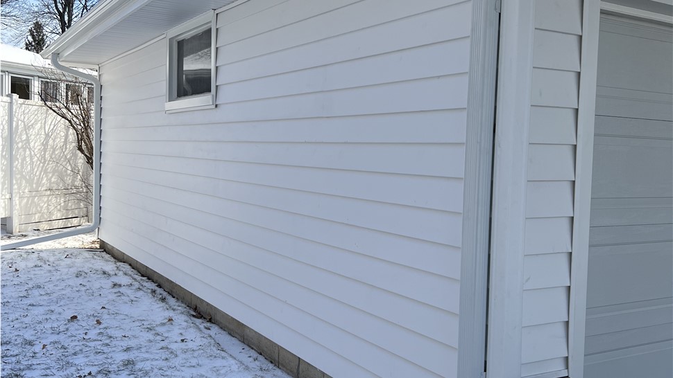 Siding Project in Mason City, IA by Midwest Construction