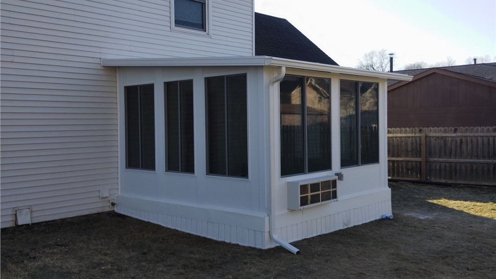 Sunrooms Project in Knoxville, IA by Midwest Construction