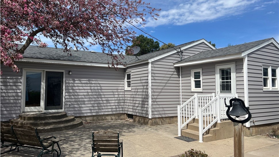 Siding Project in New Sharon, IA by Midwest Construction