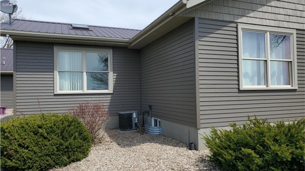 Siding Project in Mason City, IA by Midwest Construction