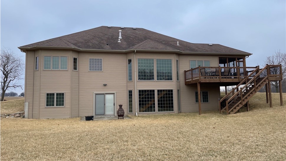 Roofing Project in Altoona, IA by Midwest Construction