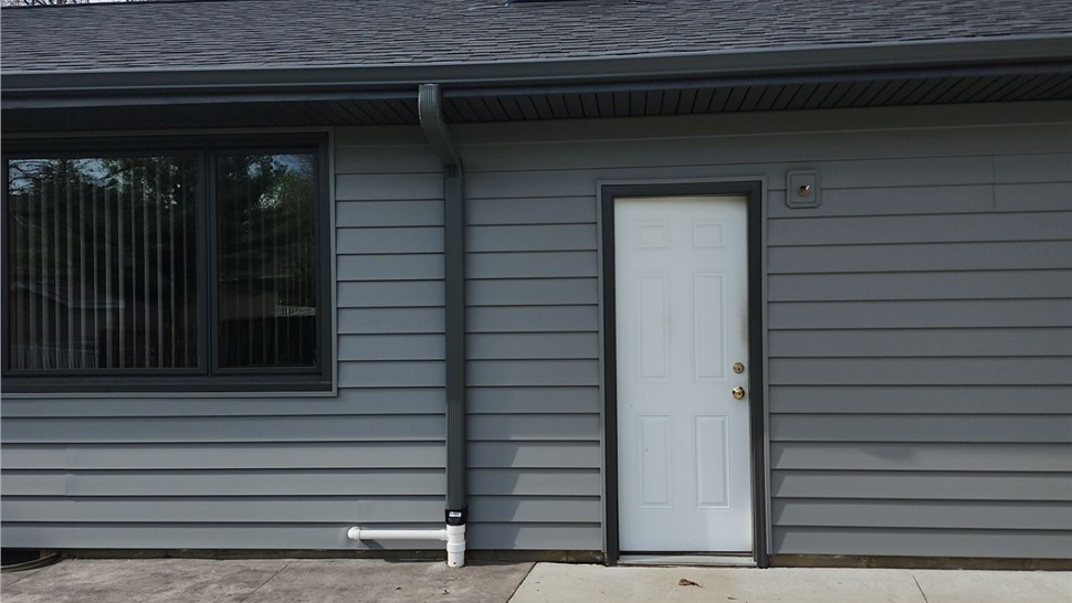 Doors, Patio Doors, Roofing, Siding, Windows Project in Austin, Minnesota by Midwest Construction