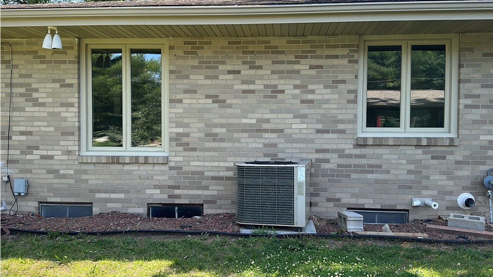 Windows Project in Des Moines, IA by Midwest Construction