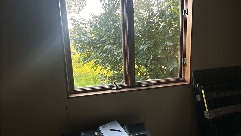 Seamless Gutters, Windows Project in Ames, IA by Midwest Construction