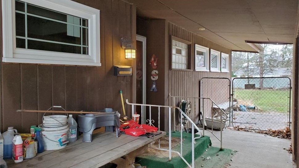 Siding Project in Des Moines, IA by Midwest Construction