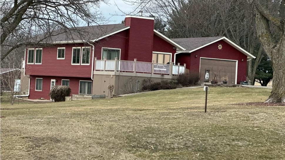 Siding Project in Pleasant Hill, IA by Midwest Construction