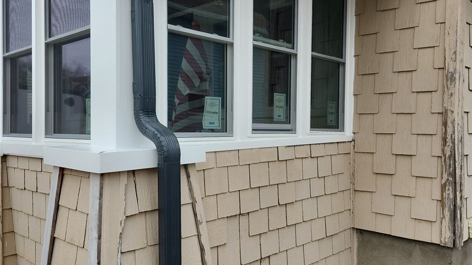 Decks, Windows Project in West Des Moines, IA by Midwest Construction