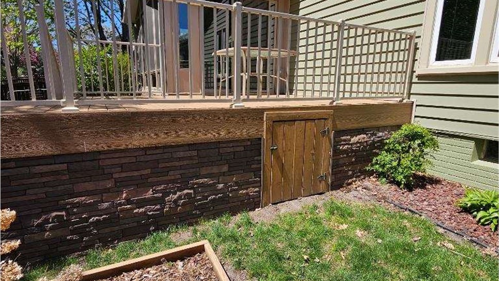 Decks Project in Altoona, IA by Midwest Construction