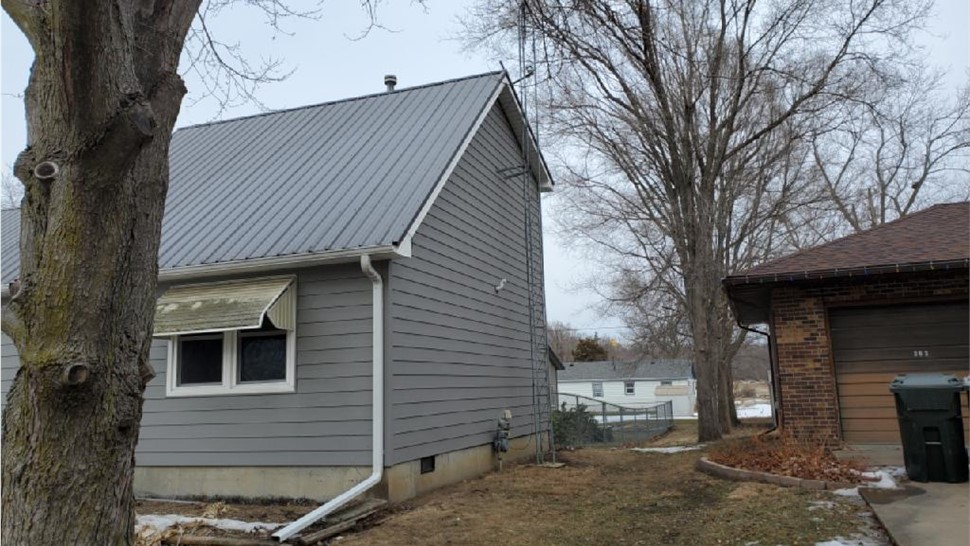 Siding Project in Eddyville, IA by Midwest Construction