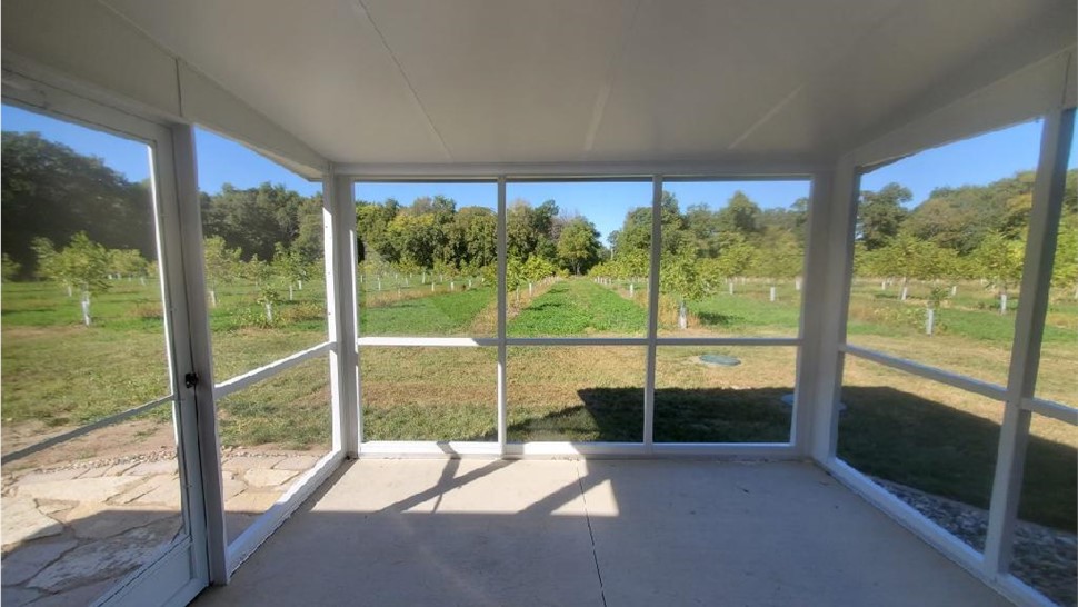 Sunrooms Project in Geneva, IA by Midwest Construction