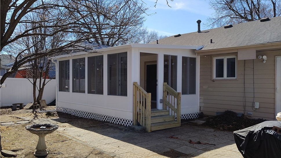 Sunrooms Project in Urbandale, IA by Midwest Construction