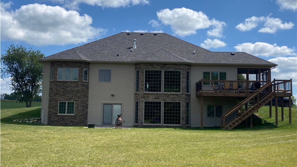 Roofing Project in Altoona, IA by Midwest Construction