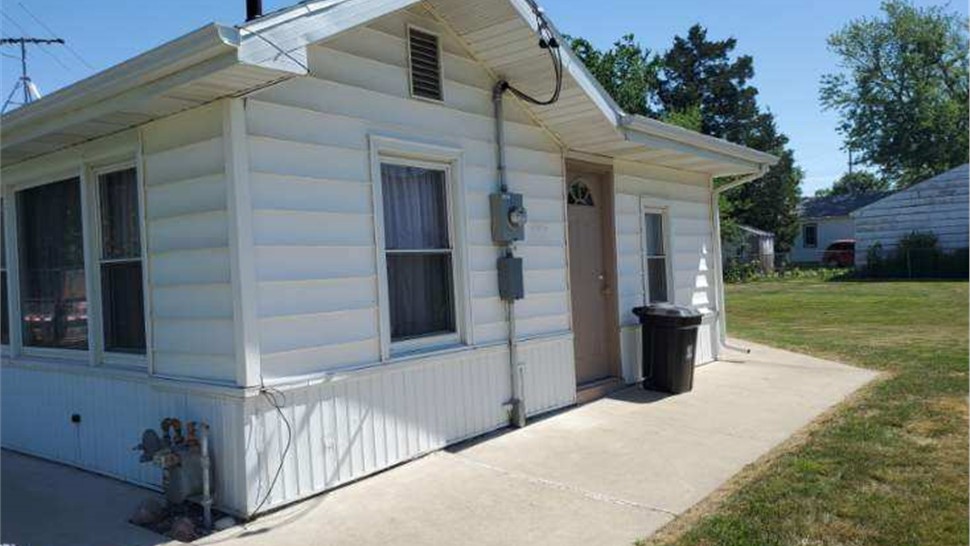Siding Project in Newton, IA by Midwest Construction