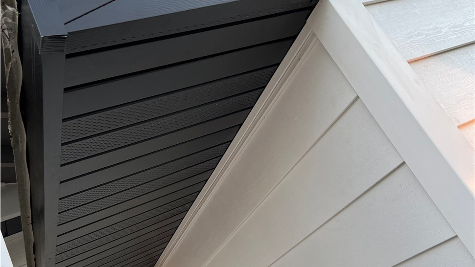 Doors, Siding, Windows Project in Mason City, IA by Midwest Construction