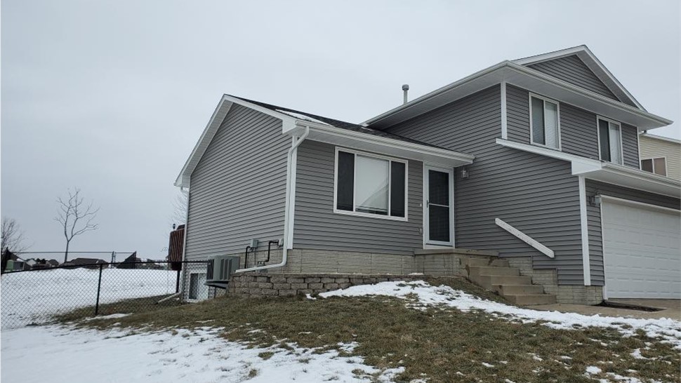 Siding Project in Ankeny, IA by Midwest Construction