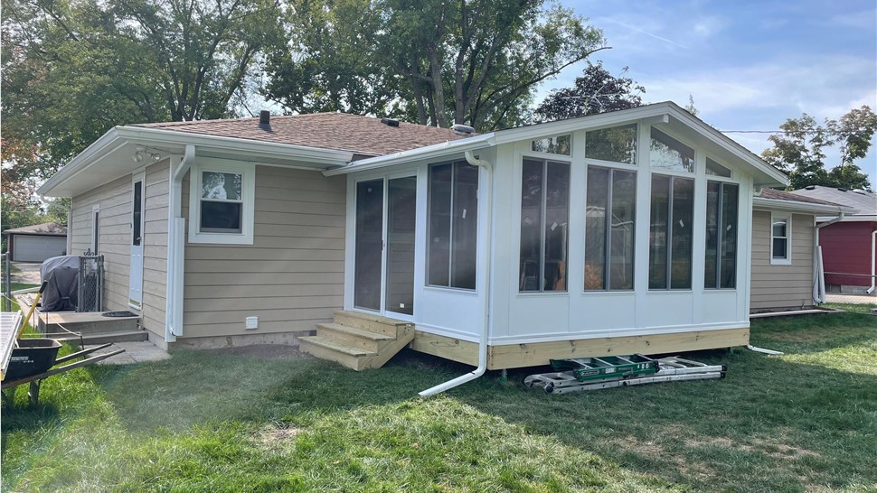 Sunrooms Project in Ankeny, IA by Midwest Construction