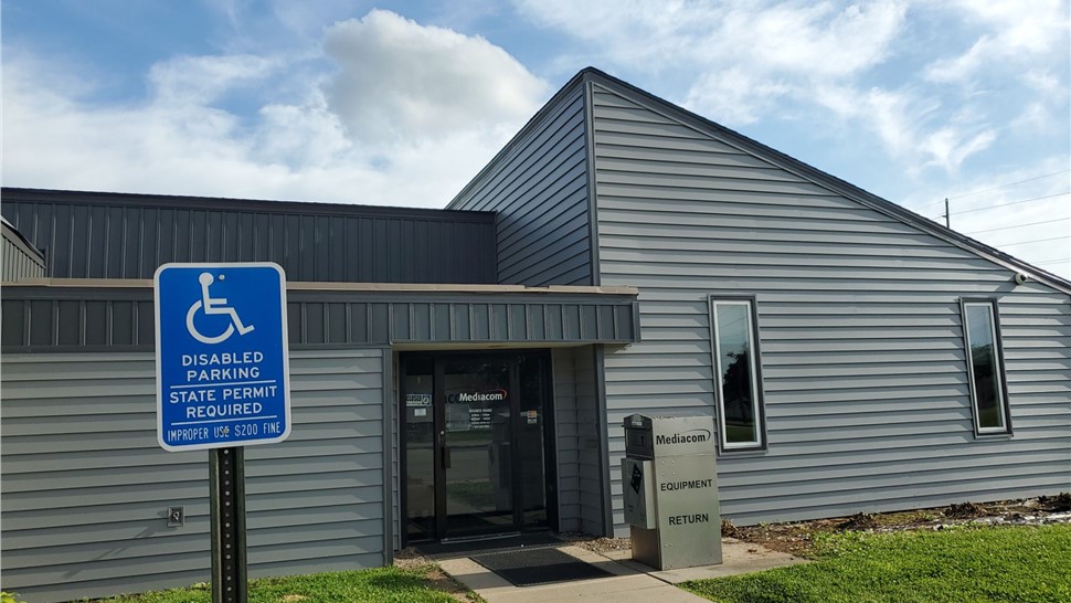 Seamless Gutters, Siding, Windows Project in Marshalltown, IA by Midwest Construction