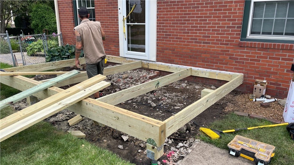 Decks, Sunrooms Project in Ankeny, IA by Midwest Construction