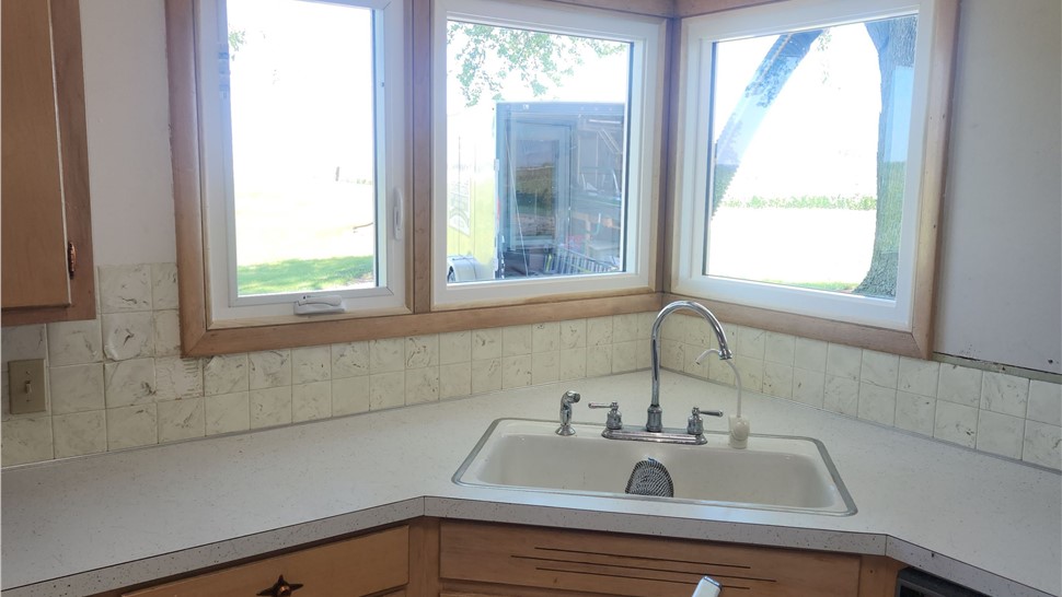 Windows Project in Knoxville, IA by Midwest Construction