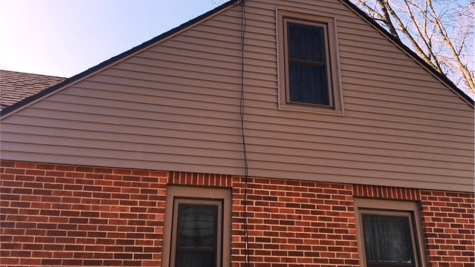 Siding Project in Beaverdale, IA by Midwest Construction