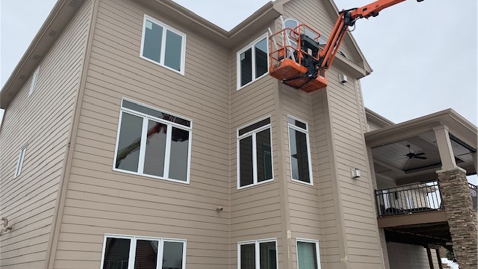 Windows Project in Urbandale, IA by Midwest Construction