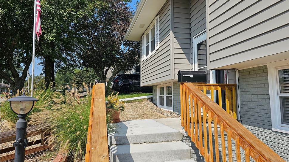 Siding Project in Newton, IA by Midwest Construction