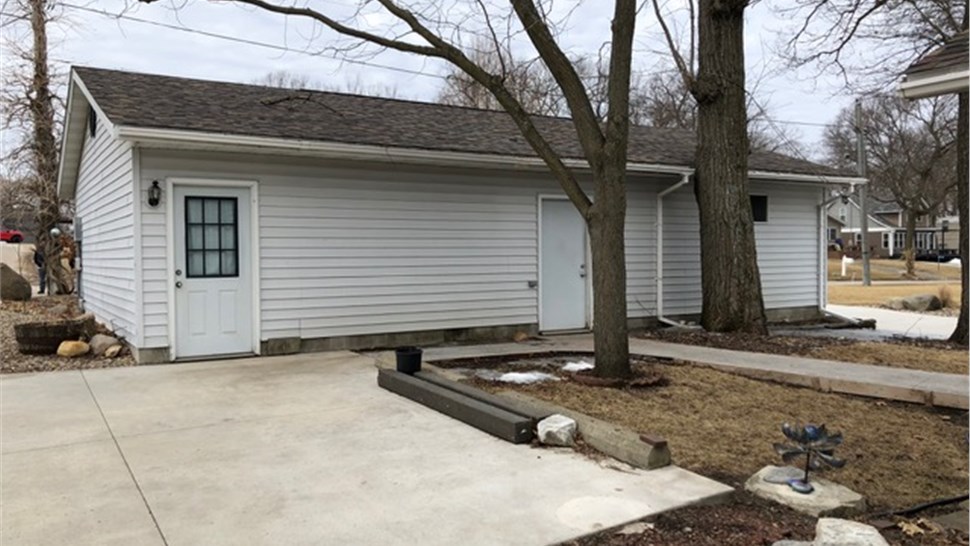 Siding Project in Clear Lake, IA by Midwest Construction