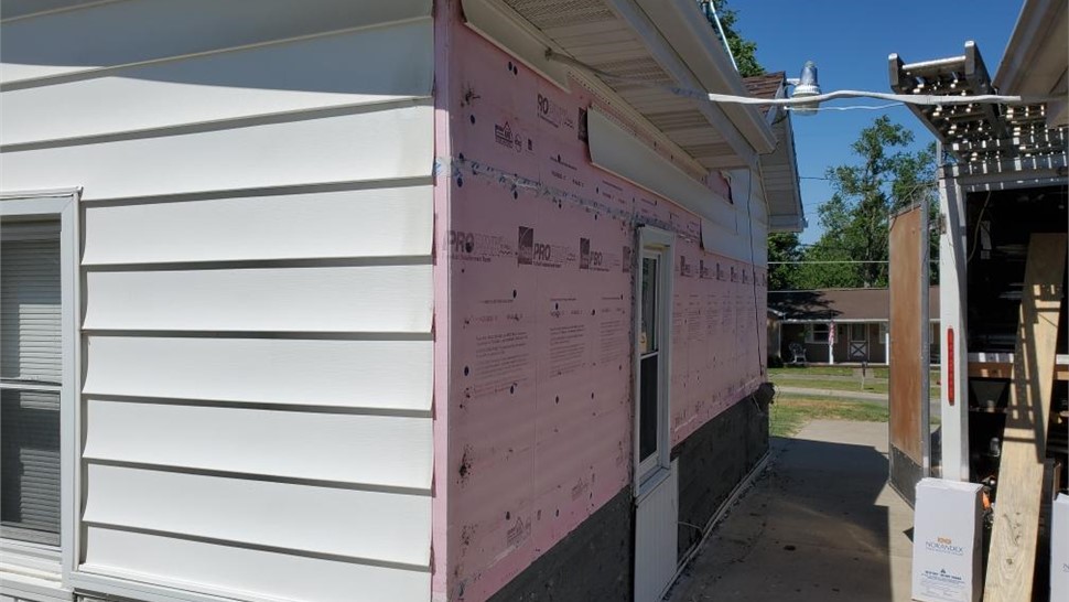 Siding Project in Newton, IA by Midwest Construction